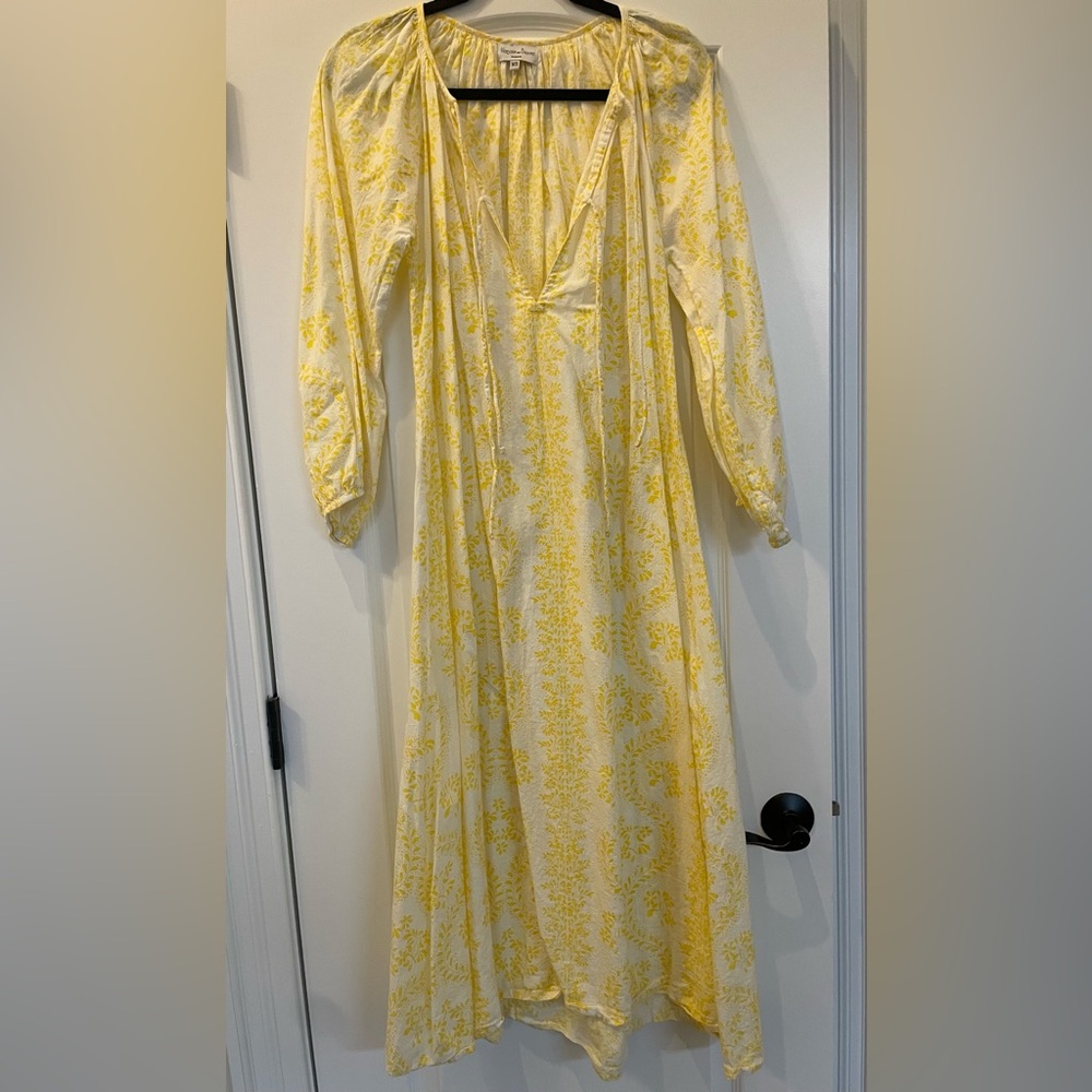 Monsoon and Beyond long sleeve yellow and white dress, size XS